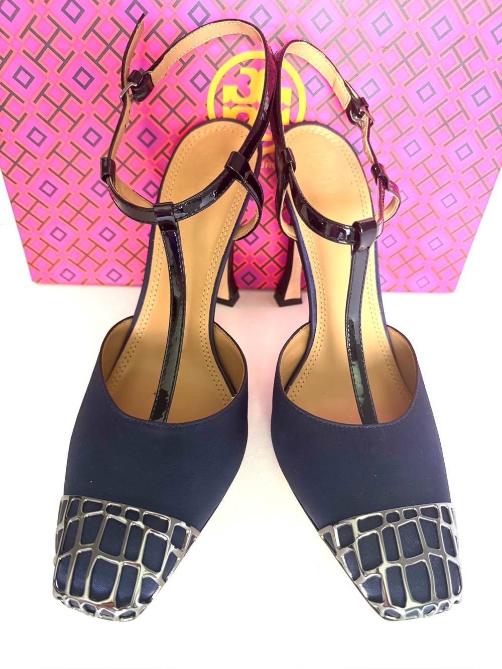 NIB Tory Burch T-Strap Navy Satin Metal Lattice Toe Pumps US 10.5, MSRP$398 - Picture 3 of 7